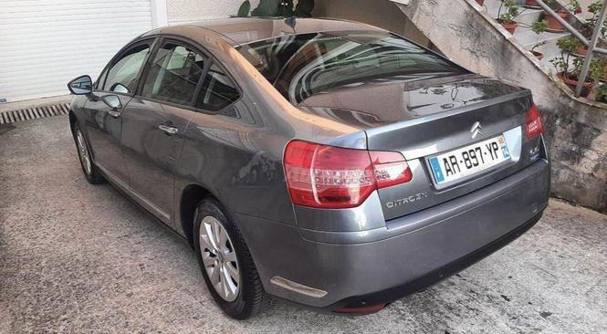 Citroen c5 1.6 hdi 2010god
