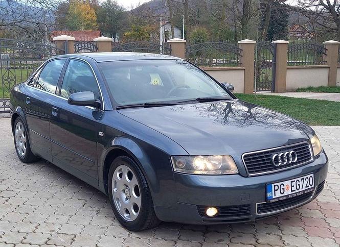 Audi A4 1.9 TDI 96Kw 2003god