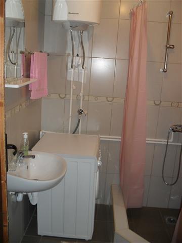 Privatni-smjestaj-od-100m2-u-Golubovic