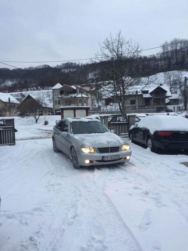Mercedes c220