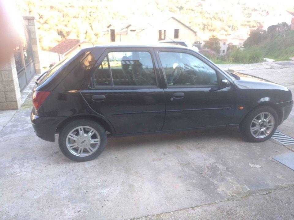 Prodajem-Ford-Fiesta-dizel