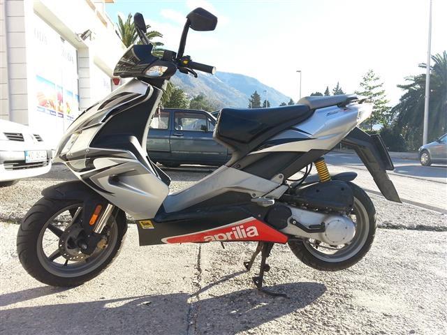 Aprilia SR 50 