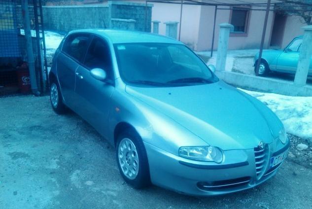 Alfa Romeo - 147 T.PARK 16V