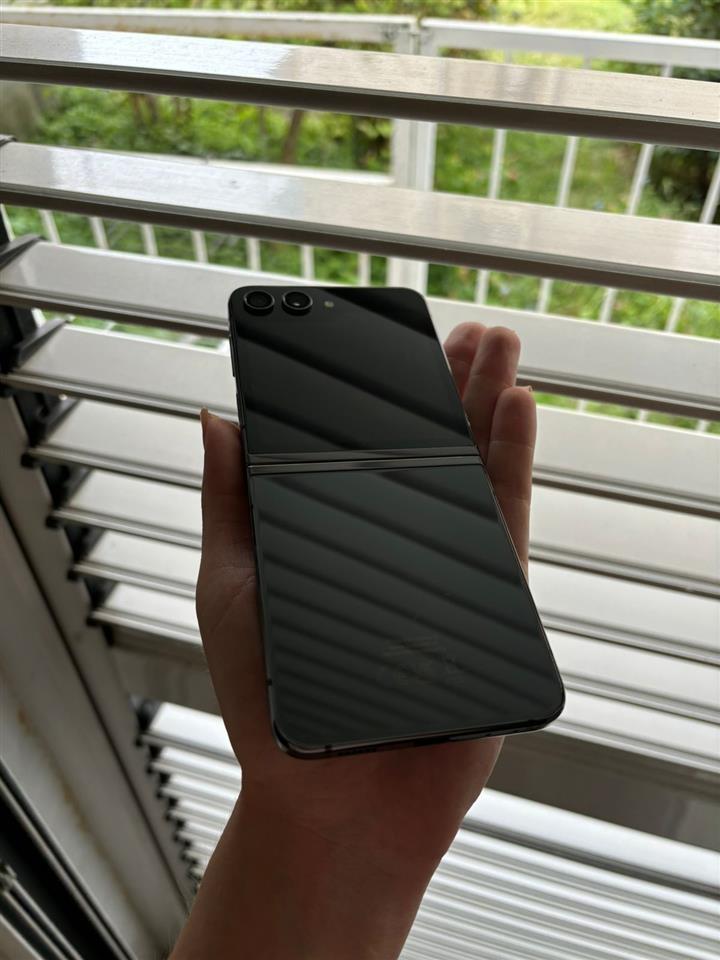 Samsung-Zflip-5-512Gb
