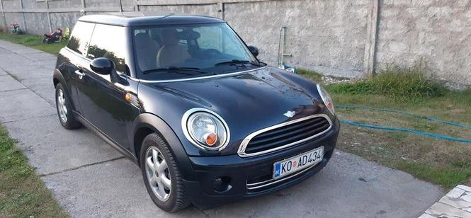 Mini One 1.4 benz 2007 god Restajling manuel 6 brzina