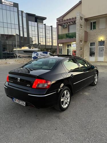 Peugeot 407