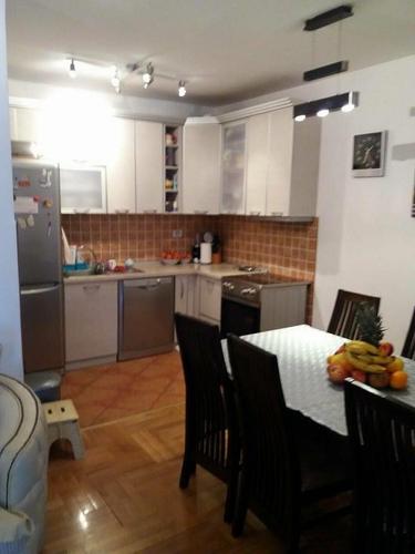 PRODAJA, JEDNOSOBAN IZA DELTE "ABEX"