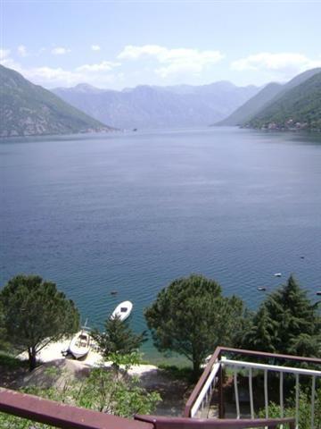 Morinj, Boka Kotorska, apartmani pored mora