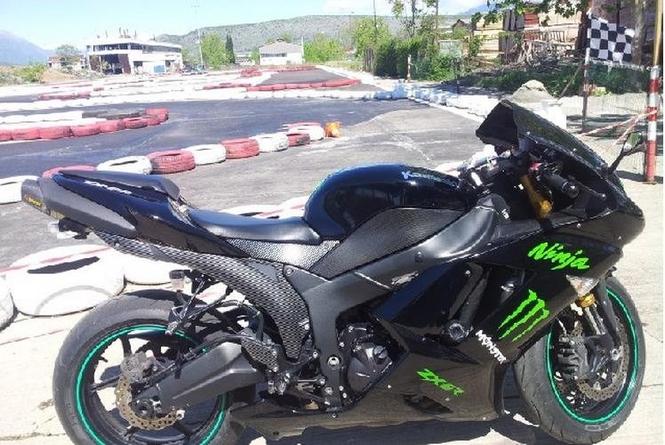 Kawasaki  Zx6r -08