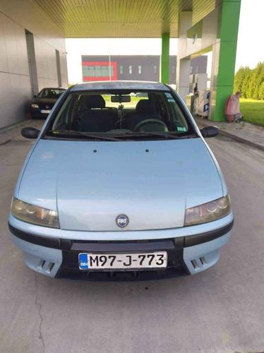 Fiat punto.1.2 benzin.44kw.2001 g.Uredno odjavljen tablice v