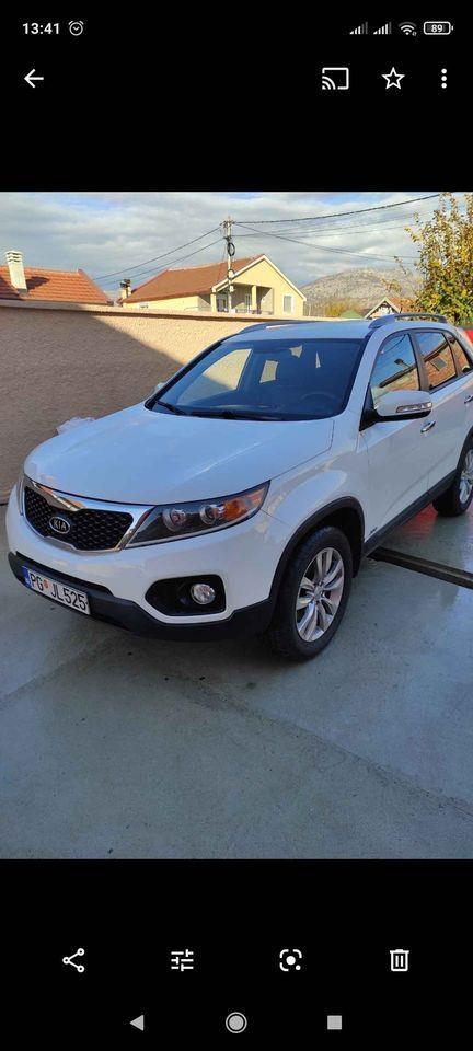 Džip-KIA-SORENTO