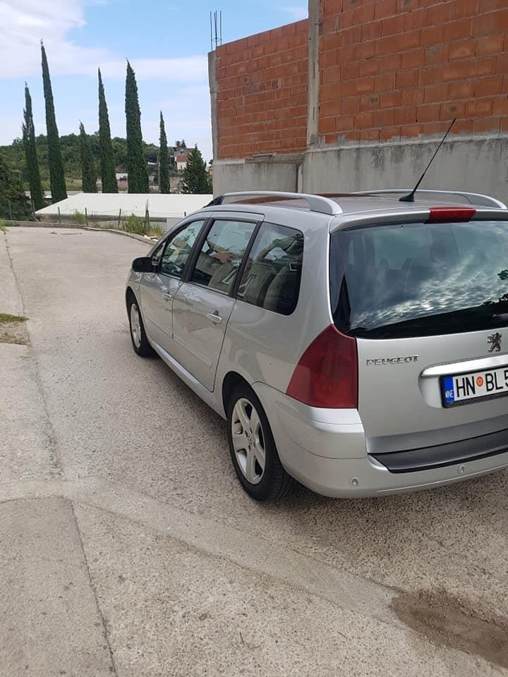 PEŽO--307-HDI-79-KW-2003GOD
