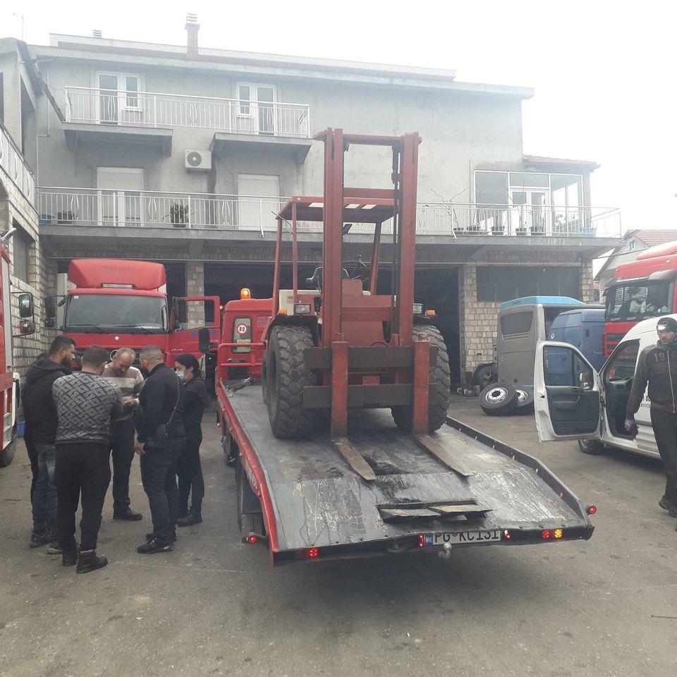 Auto-slep-Ivanovic-068036458-24H