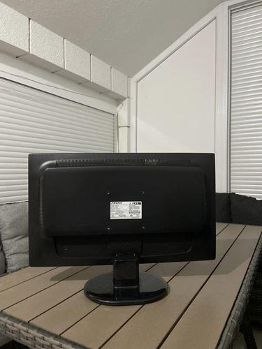 Monitor 24” FHD LED