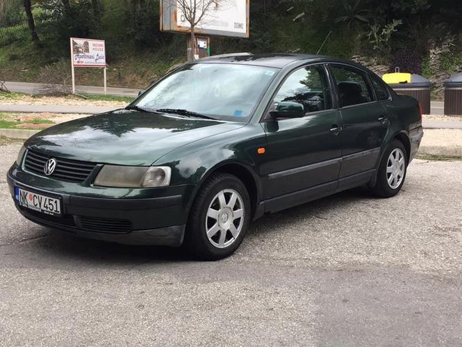 Pasat. 1.8  92 kw. Benzin. Nema plin. REGISTROVAN