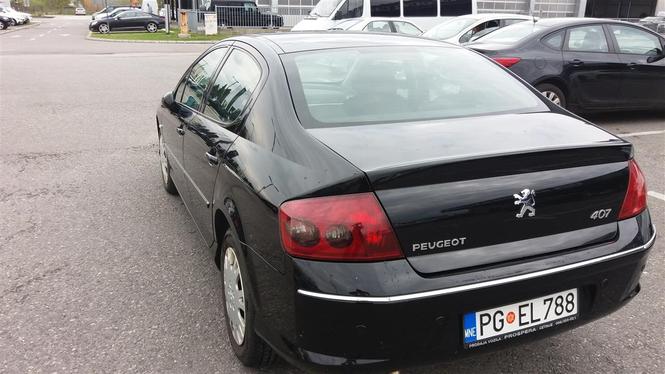 Peugeot 407