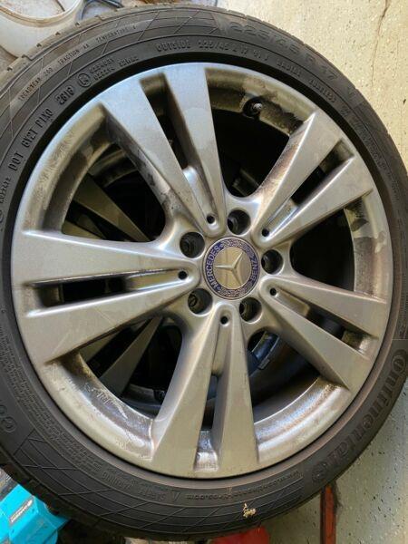 Mercedes-Benz-A-180-