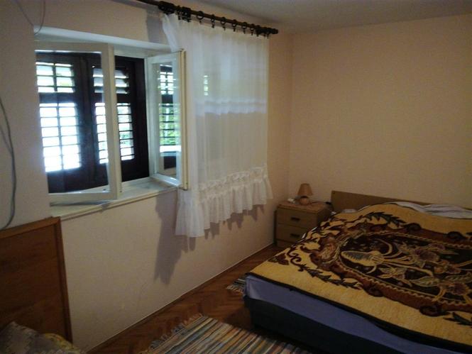 Trokrevetni apartman u Kotoru, Dobrota