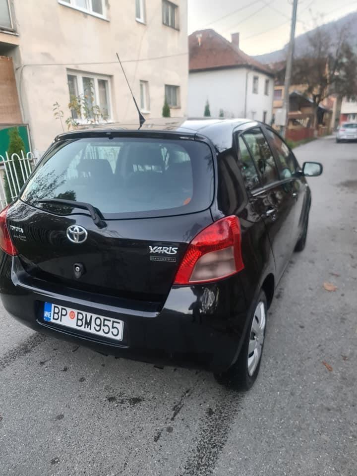 Toyota-Yaris
