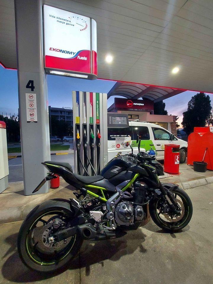 Kawasaki-z900-2017