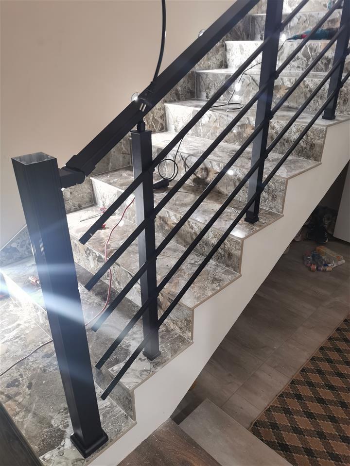 Aluminski-ogradi-parapeti-gelenderi-parmaka