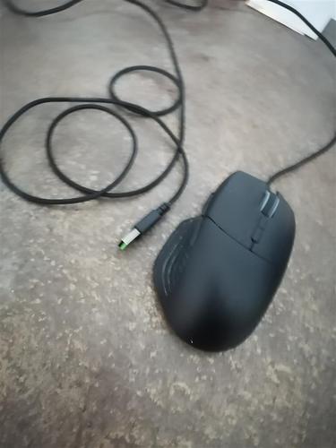 Razer Basilisk gaming miš 
