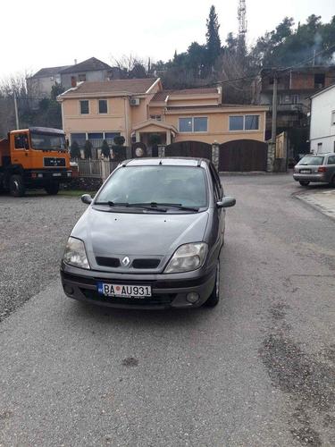 RENO SENIK 1.9 DCI DIZEL GOD 2001.AUTO U ODLICNOM STANJU.