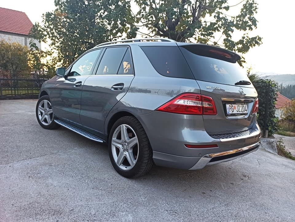 Mercedes-ML250