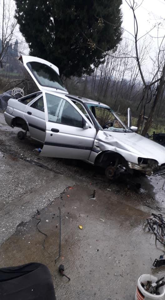 Otkup-Auta-i-prodaja-Auto-Dijelova-tell-069751511