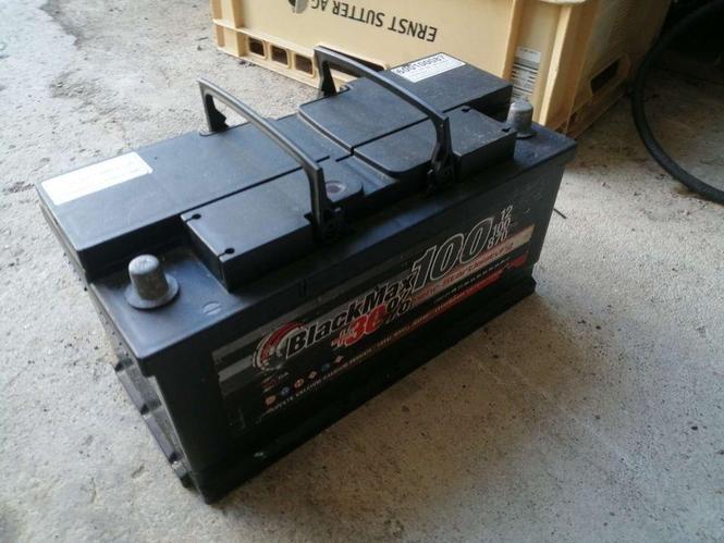 Ko hoce 100Amp akumulator ispravan je polovan sacuvan isprav