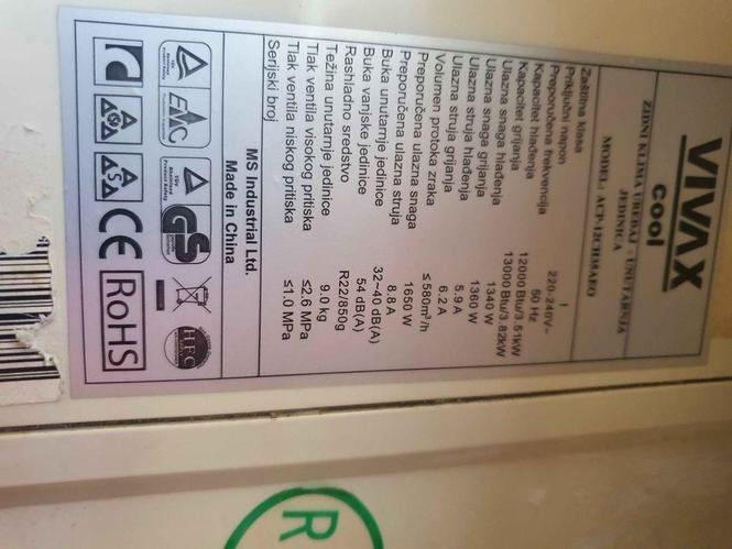 Vivax 12btu klima uređaj