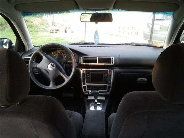 VW Passat - 00 