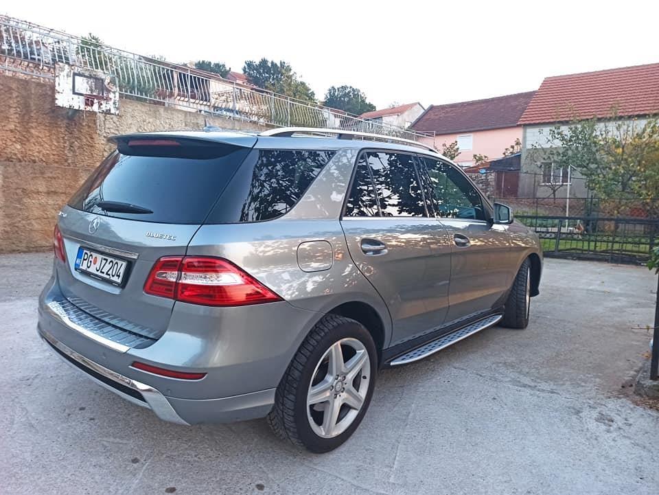Mercedes-ML250