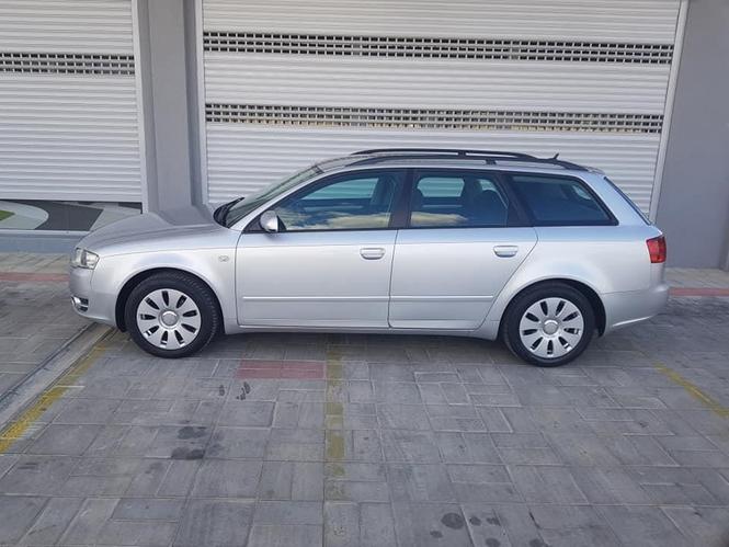 Audi A4 2005god 1.9TDI 85kw. Presao 261.000km. Registrovan d