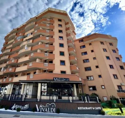 Jednosoban stan u zgradi Vivaldi, Budva