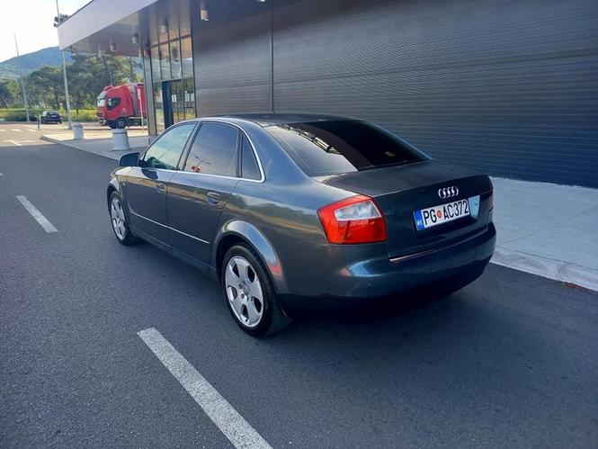 AUDI A4 2,5TDI 132KW