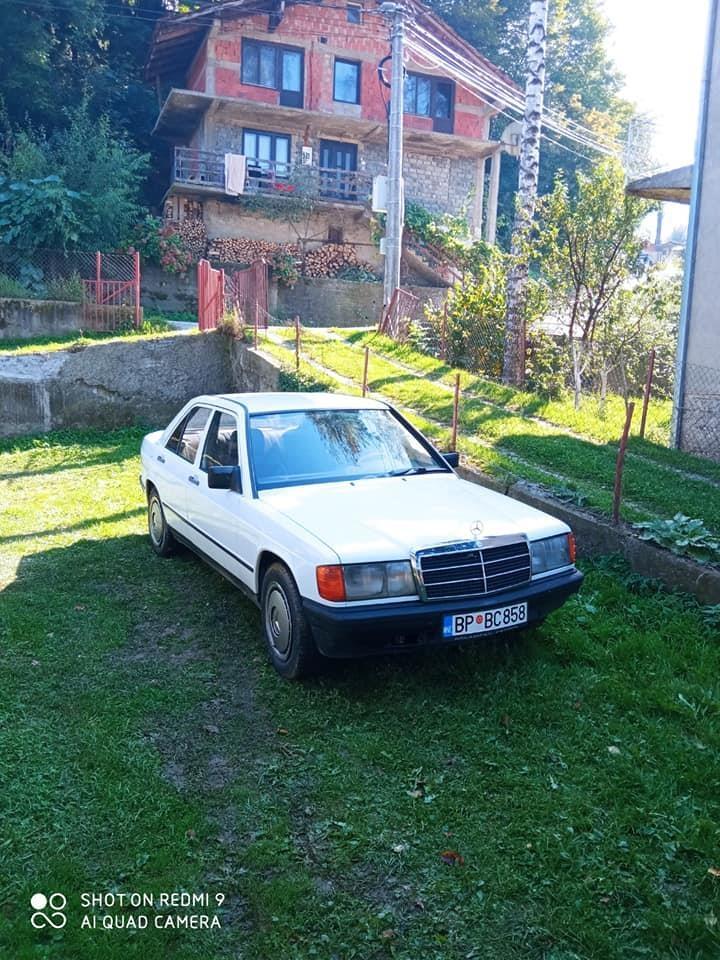 Mercedes-190-D