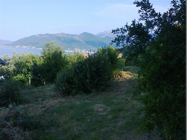 Plac 1057m2 u Tivtu
