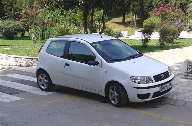 FIAT PUNTO JTD - 05