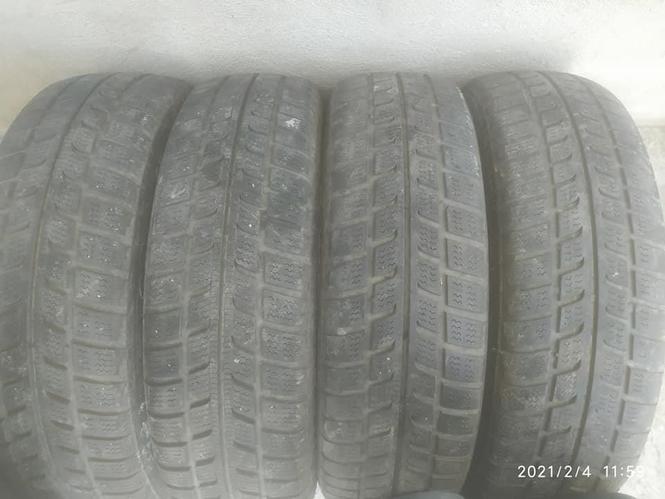 Prodajem 4 gume Petlas 175/65R15.