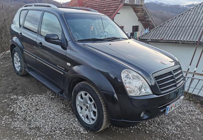 Rekston 2.7 137 kw dizel 2007 god