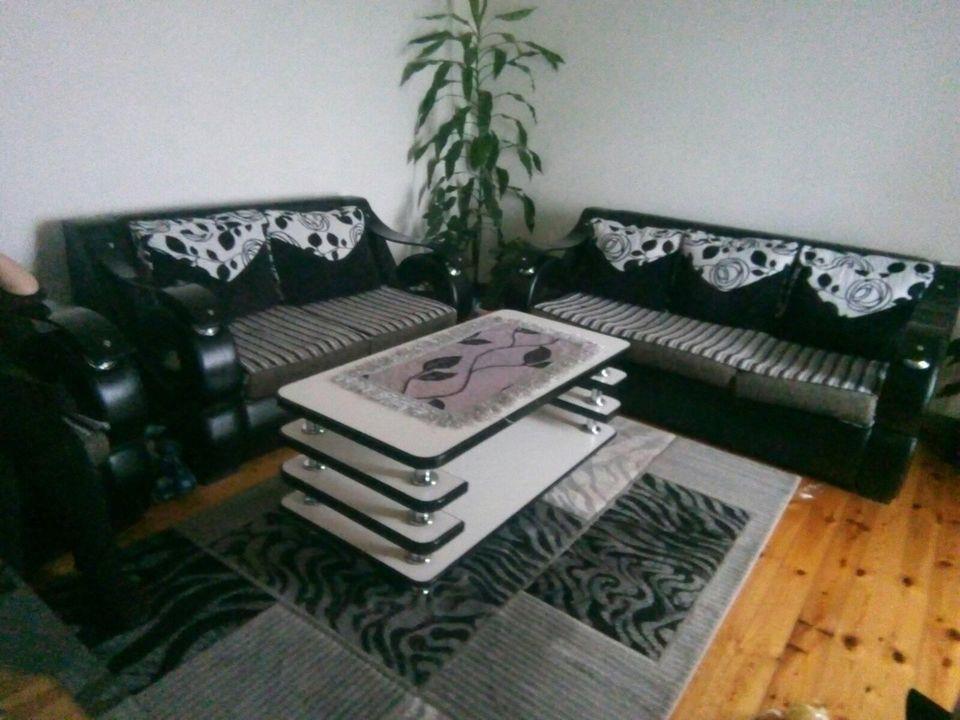 Stolovi-i-stolice