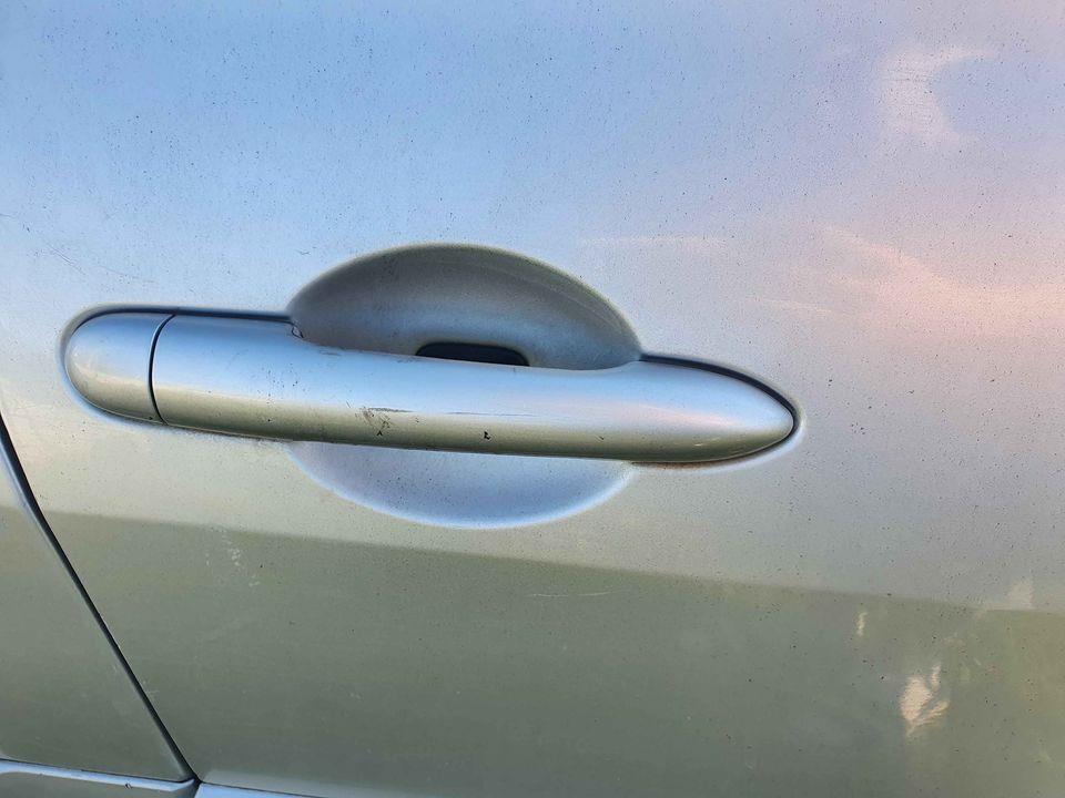 Renault-megane-u-djelovima