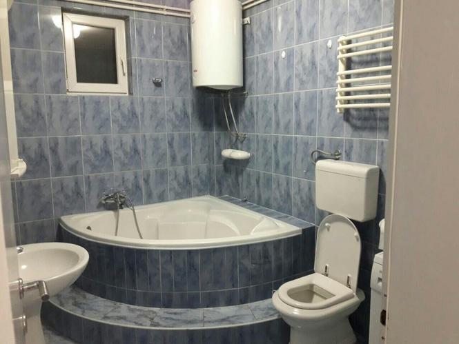 IZDAVANJE, TROSOBAN STAN U KUCI ZABJELO