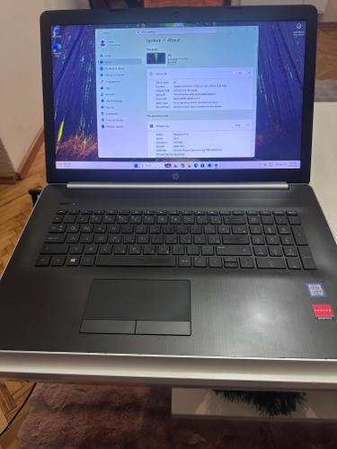 HP laptop ekran 17” i3 procesor