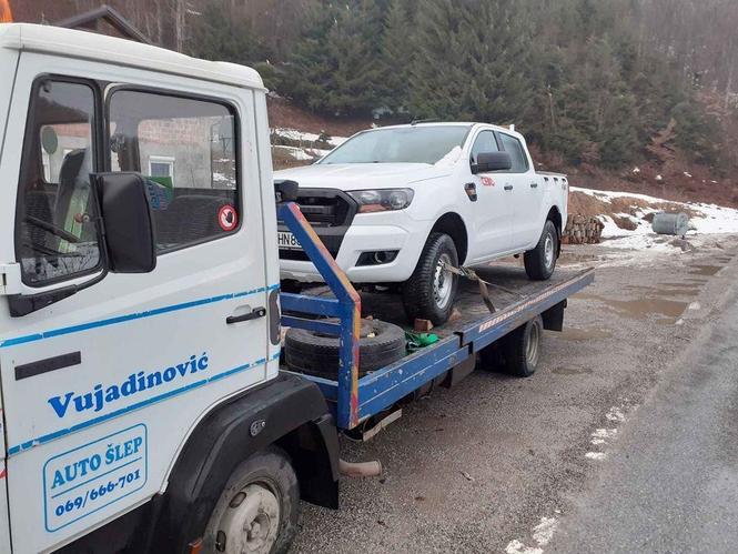 AUTO ŠLEP VUJADINOVIĆ 24h 069666701