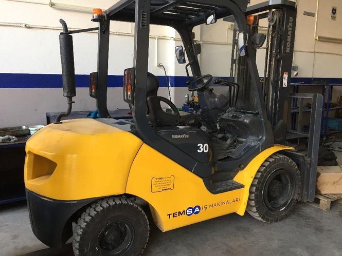 komatsu fd30-16