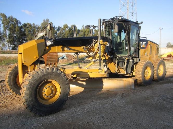 CAT 120M - 2012