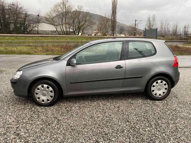 GOLF 5