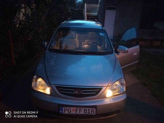 Kia Carens